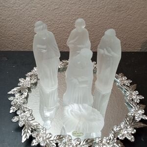 VTG Frosted Glass 5 PCs Nativity Set